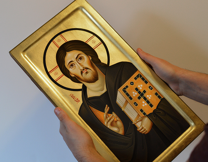 Painted-orthodox-icon-of-Jesus-Christ-Pantocrator-from-Sinai-Mountain-2